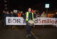 Sanda Rašković Ivić i Savo Manojlović večeras na protestu #1od5miliona u Boru