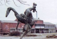 Ukradena stotinu kilograma teška bronzana statua iz centra grada