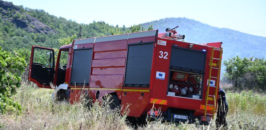 Požar na otvorenom odneo ljudski život u Boru: Vatrogasci upozoravaju na opasnosti