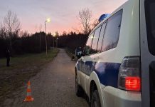 U saobraćajnoj nezgodi povređeni biciklistkinja i motociklista