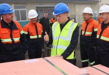 Ambasador Narodne Republike Kine u Srbiji Li Ming posetio kompanije Ziđina u Boru