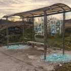 Na meti vandala: U Banjskom Polju uništeno autobusko stajalište