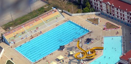 Otvoreni bazeni u Boru danas počeli sa radom
