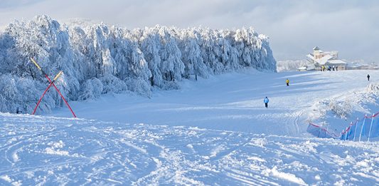 U petak besplatno skijanje na Crnom vrhu
