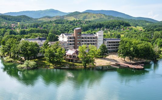 Hotel „Jezero“: Trostruko veći broj gostiju ove sezone u odnosu na prethodnu