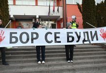 „Školski čas u zadnji čas“, akcija podrške studenata prosvetarima održana u Boru