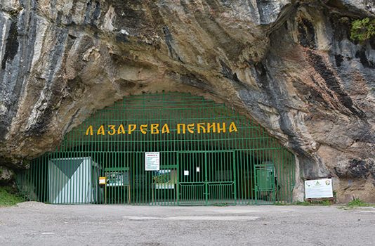 Uranci 2. maja na planini Stol i Zlotskim pećinama