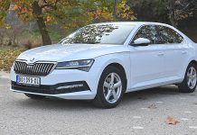 Nešto novo u našem gradu! Krenuo sa radom prvi licencirani limo servis „Limo Bor”