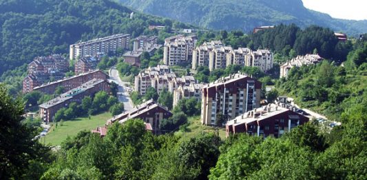 Majdanpek i Donji Milanovac ostali bez struje zbog nevremena. Ugrožen RBM. majdanpek
