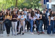 Nezaposlenost mladih: Šansa kroz stručnu praksu i povezivanje obrazovnog sistema i tržišta rada