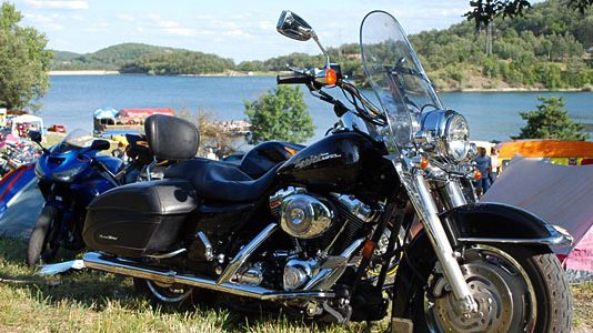 Moto skup na Borskom jezeru ovog vikenda