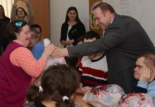 Paketići za decu iz „Mozaika“ povodom srpske Nove godine