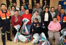 Novogodišnji paketići za decu sa intelektualnim smetanjama u razvoju, predstavnici Srbija Ziđin Koper dočekani sa osmehom i poklonom