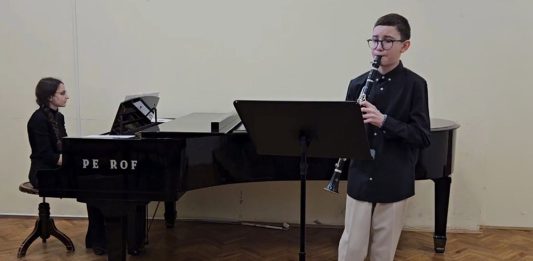 Novak Starčević iz Bora osvojio prvu nagradu na međunarodnom muzičkom takmičenju „Odsviraj svoje snove“