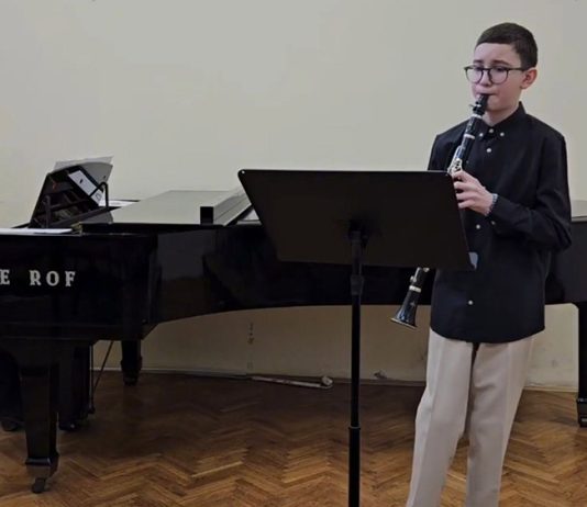 Novak Starčević iz Bora osvojio prvu nagradu na međunarodnom muzičkom takmičenju „Odsviraj svoje snove“