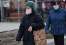 Republički Krizni štab pooštrio mere: Maske obavezne i na otvorenom