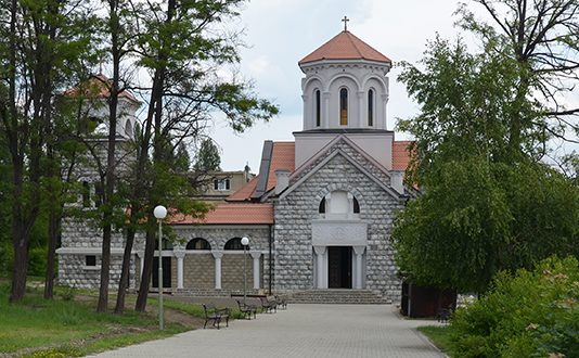 Pravoslavni hrišćani danas obeležavaju Veliki petak