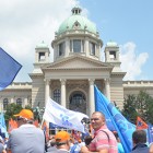 Sindikati protestovali protiv Zakona o radu i PIO