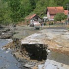 Ekipa RTB-a sanirala isticanje jalovine u reku kod Krupnja