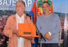 52. GITARIJADA: Uručeni ključevi grada Zaječara novom rokonačelniku