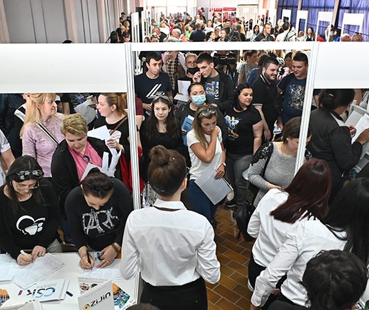Sajam zapošljavanja u Boru 18. oktobra, traži se više stotina radnika