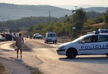 Mladić i devojka povređeni u udesu motora i traktora
