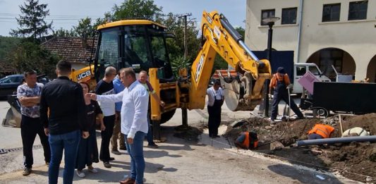 U toku radovi na uređenju centra sela Šarbanovac