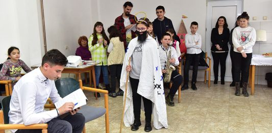 U Osnovnoj školi „Đura Jakšić“ u Krivelju prigodnim programom obeležen Savindan