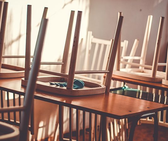 Prosvetni sindikati zatražili produžetak raspusta i višu cenu rada