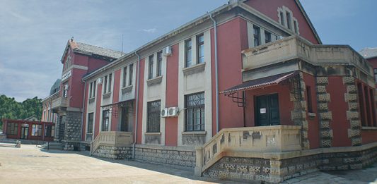 Počinju ispiti na borskom fakultetu
