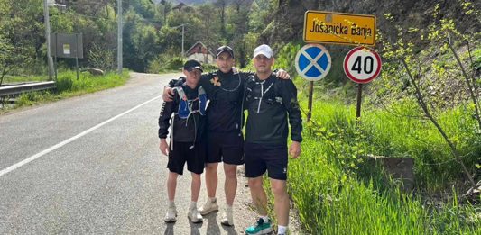 Peti dan humanitarne trke za Vuka: Borski sportisti nastavili put ka Ostrogu, iza njih je već više od 200 pređenih kilometara