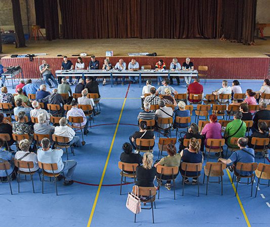 Na zboru u Krivelju predstavljene polazne osnove i okvir za otkup imovine u procesu preseljenja