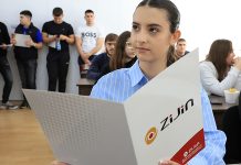 Pedeset najboljih srednjoškolaca u Boru nagrađeno stipendijama