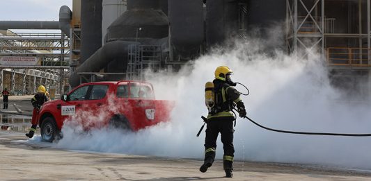 Pokazna vežba vatrogasaca-spasilaca u Srbija Ziđin Koperu
